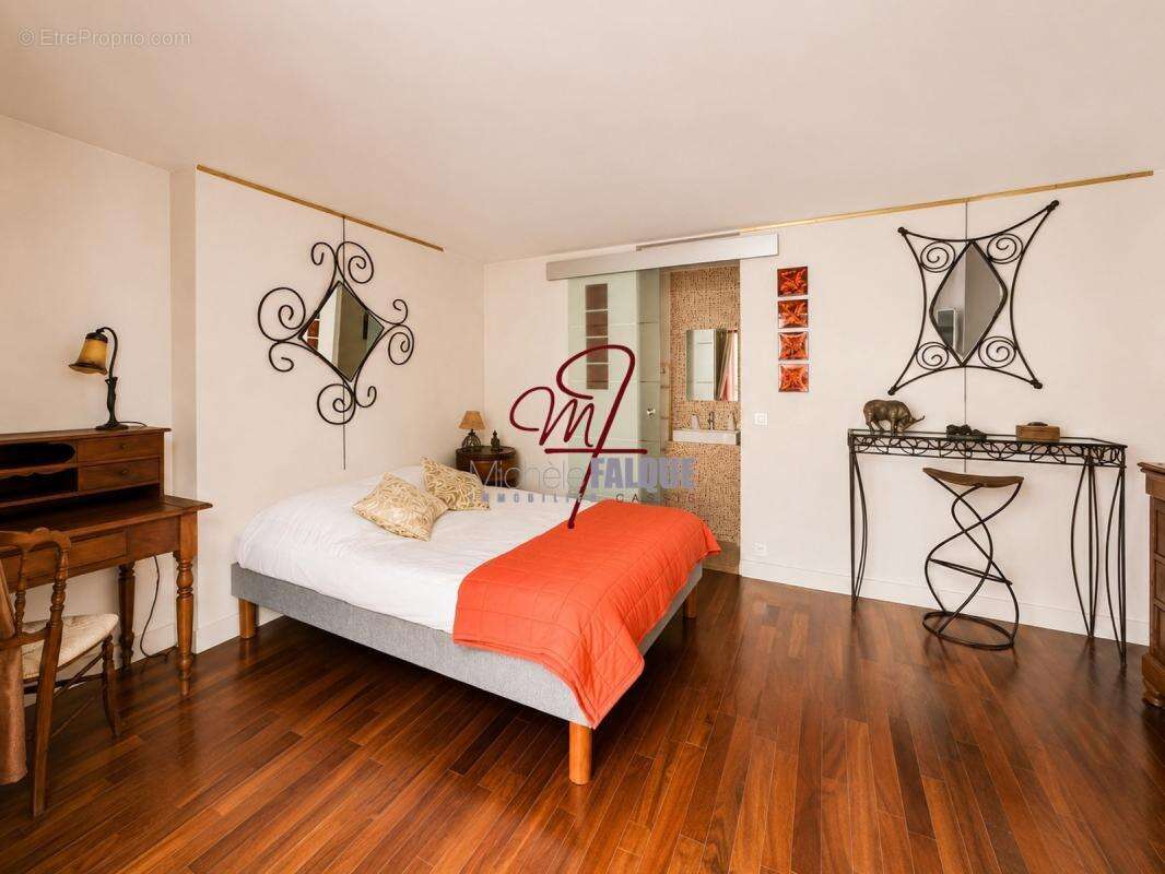 Maison 216 m² à Cassis  - photo 13