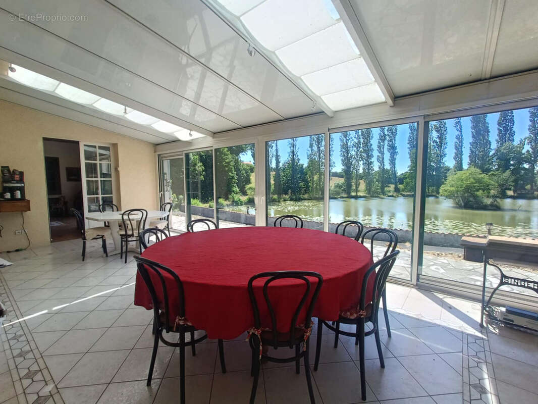 Maison à SAINT-MESMIN