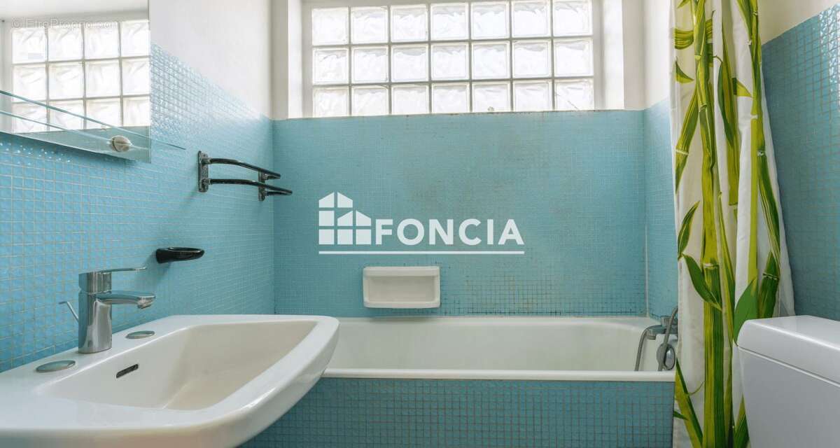 Appartement à BOURG-LA-REINE