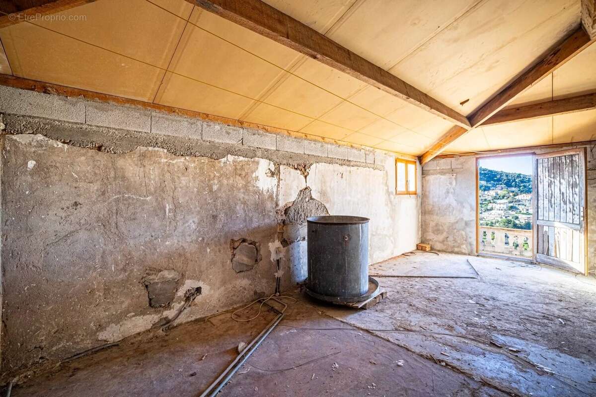 Maison à LA TURBIE