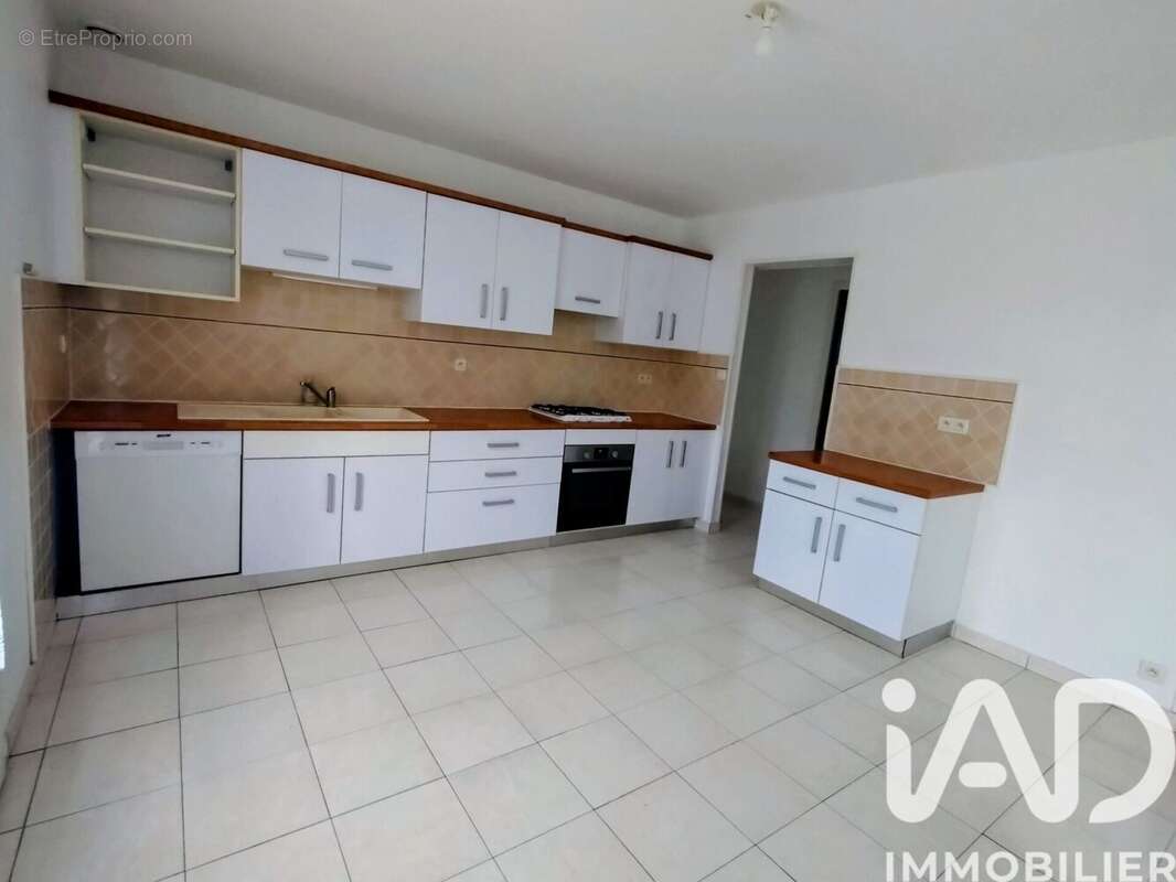 Maison 160 m² à Monhoudou  - photo 2