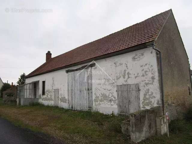 Maison à VARENNES-SUR-ALLIER