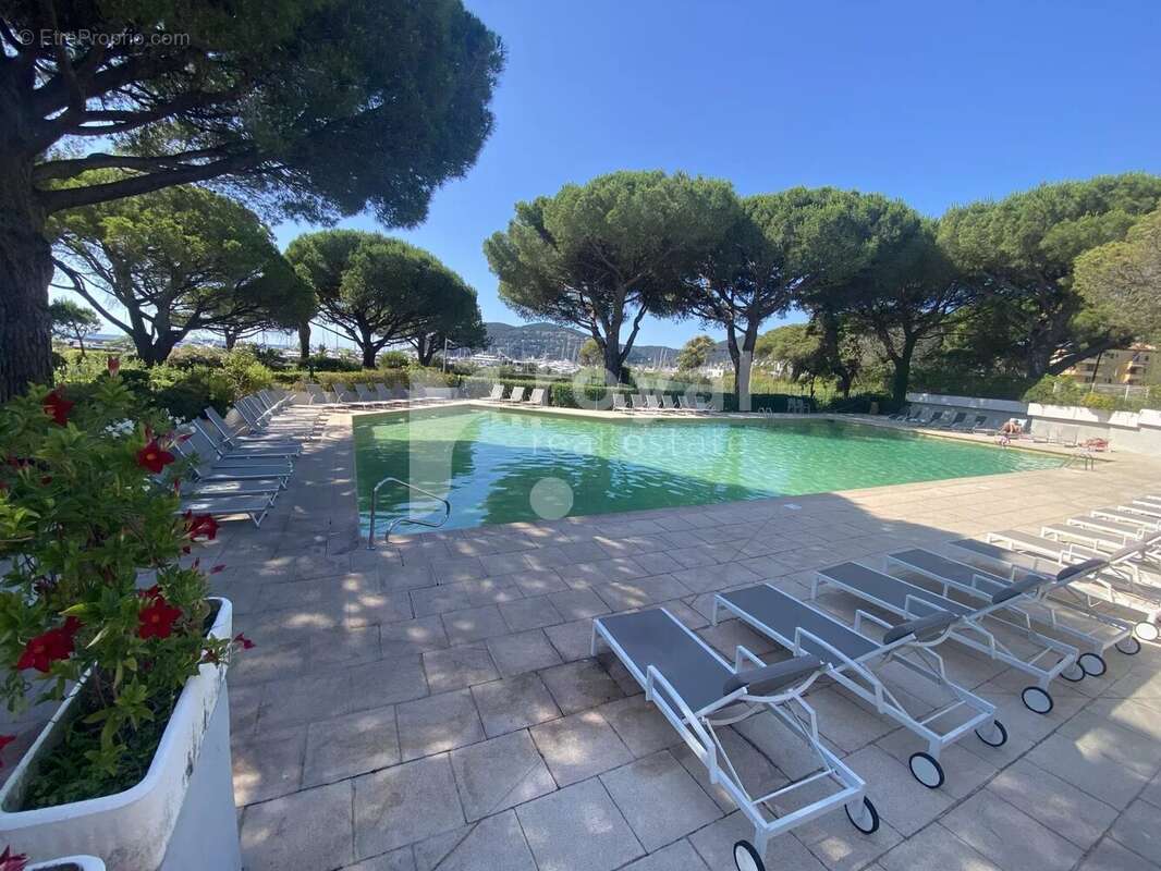 Appartement à MANDELIEU-LA-NAPOULE