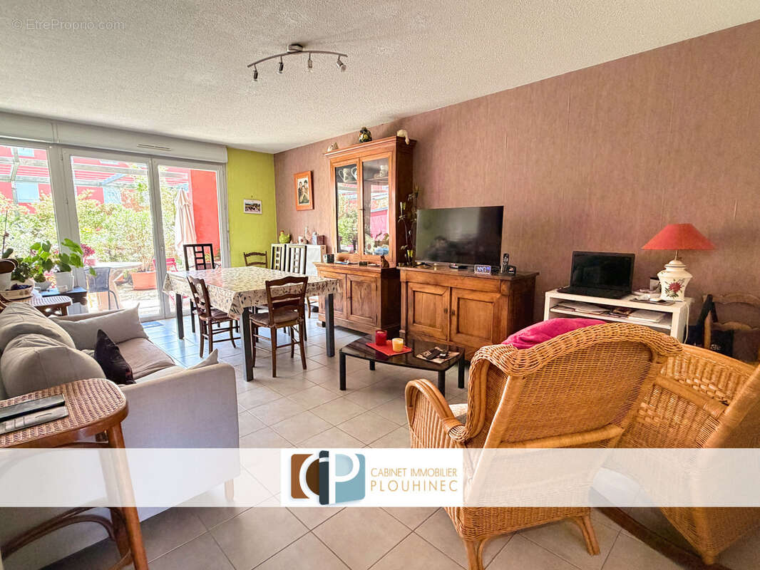 Appartement à SAINT-LAURENT-SUR-SAONE