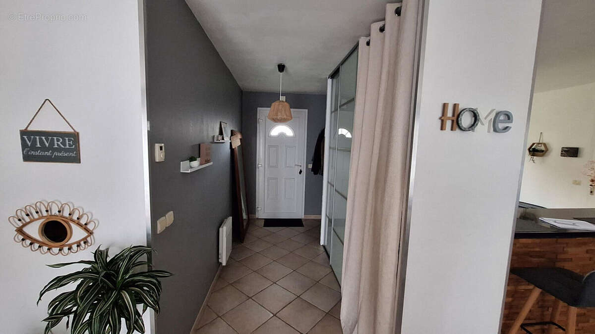 Maison à PIERREFIQUES