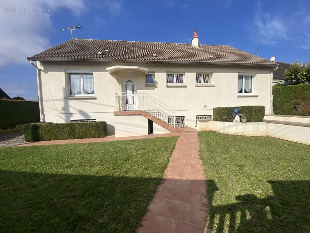 Maison à PUISEAUX