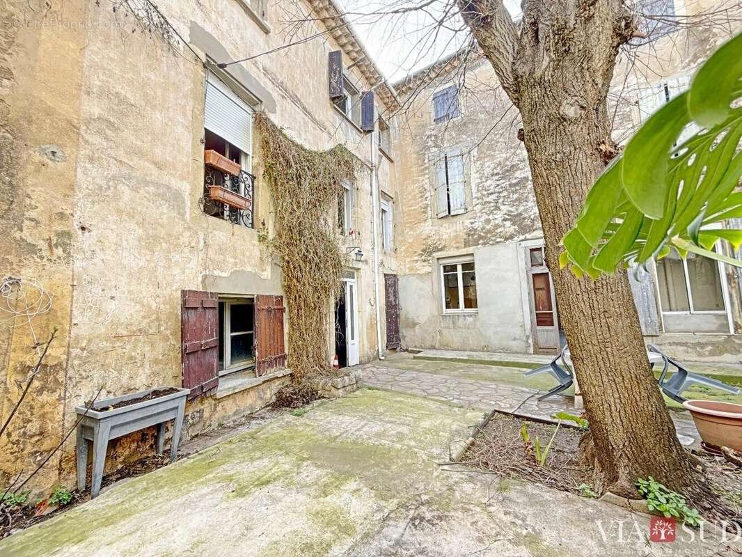 Maison à VILLENEUVE-LES-BEZIERS