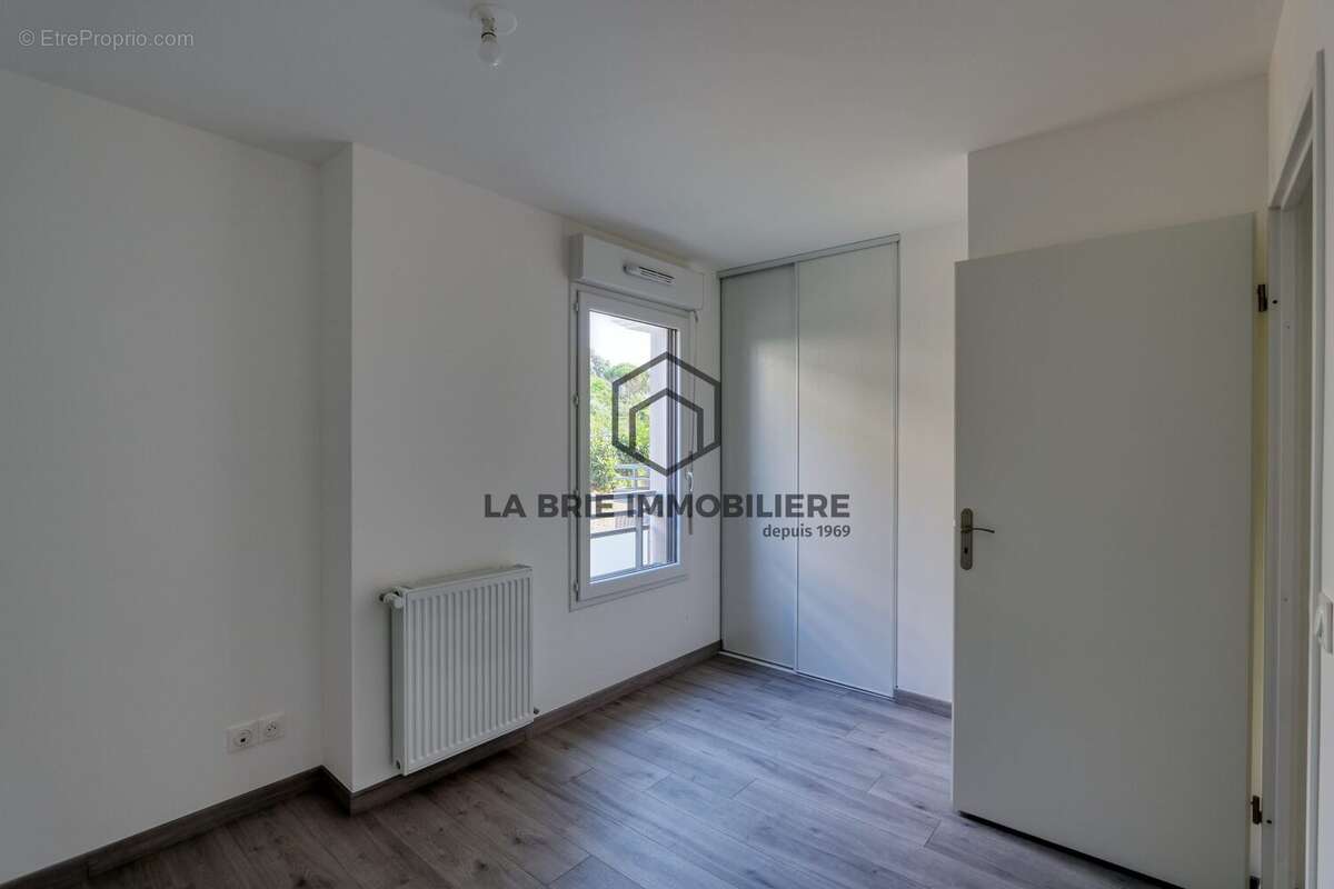 Appartement 66 m² à Mennecy  - photo 3
