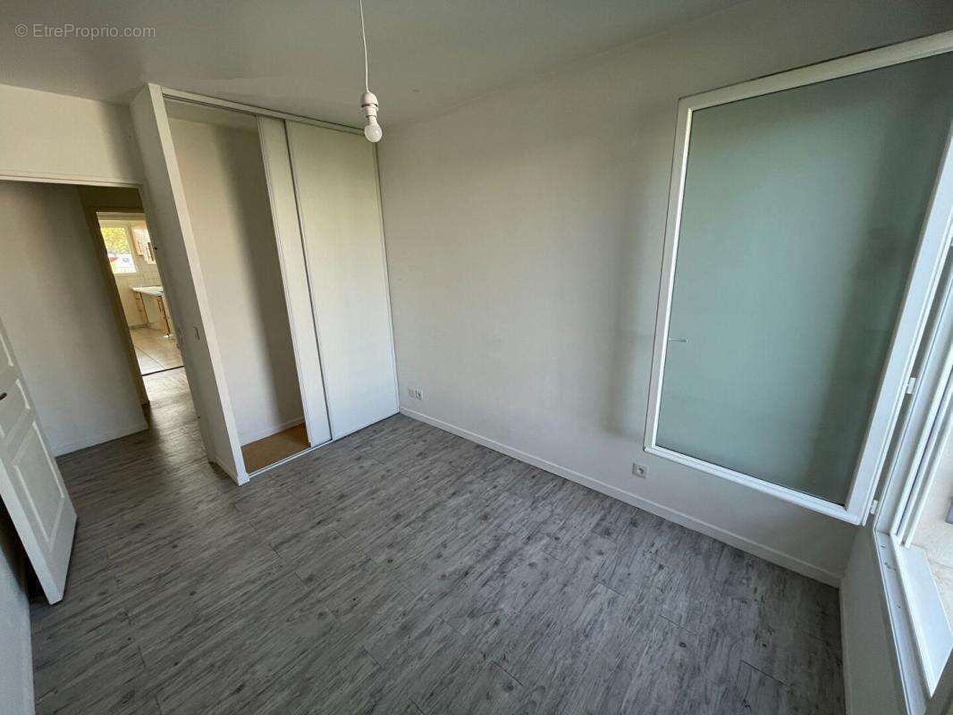 Appartement à EPERNON