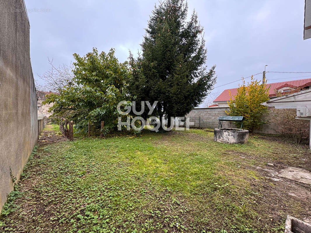 Maison à LE CREUSOT