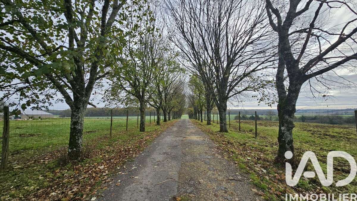 Photo 2 - Maison à EBREON