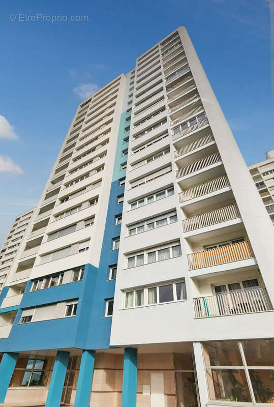 Appartement à ROSNY-SOUS-BOIS