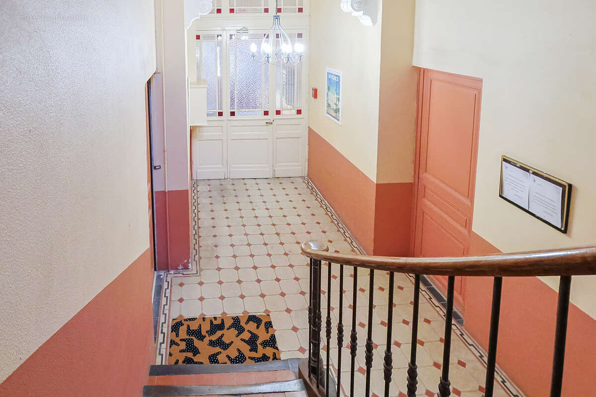 Appartement à HYERES