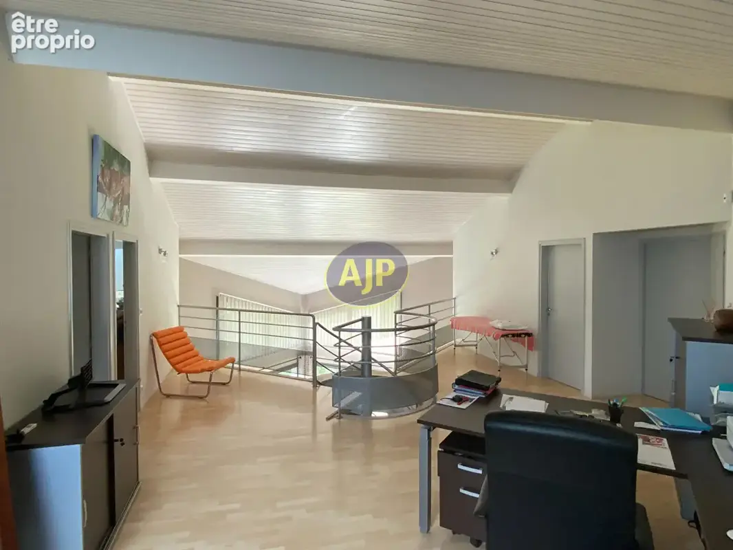 Maison d' architecte  8 pièces à 5 kms de la plage - photo 13