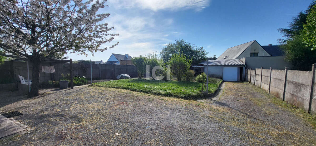 Maison à SAINTE-LUCE-SUR-LOIRE