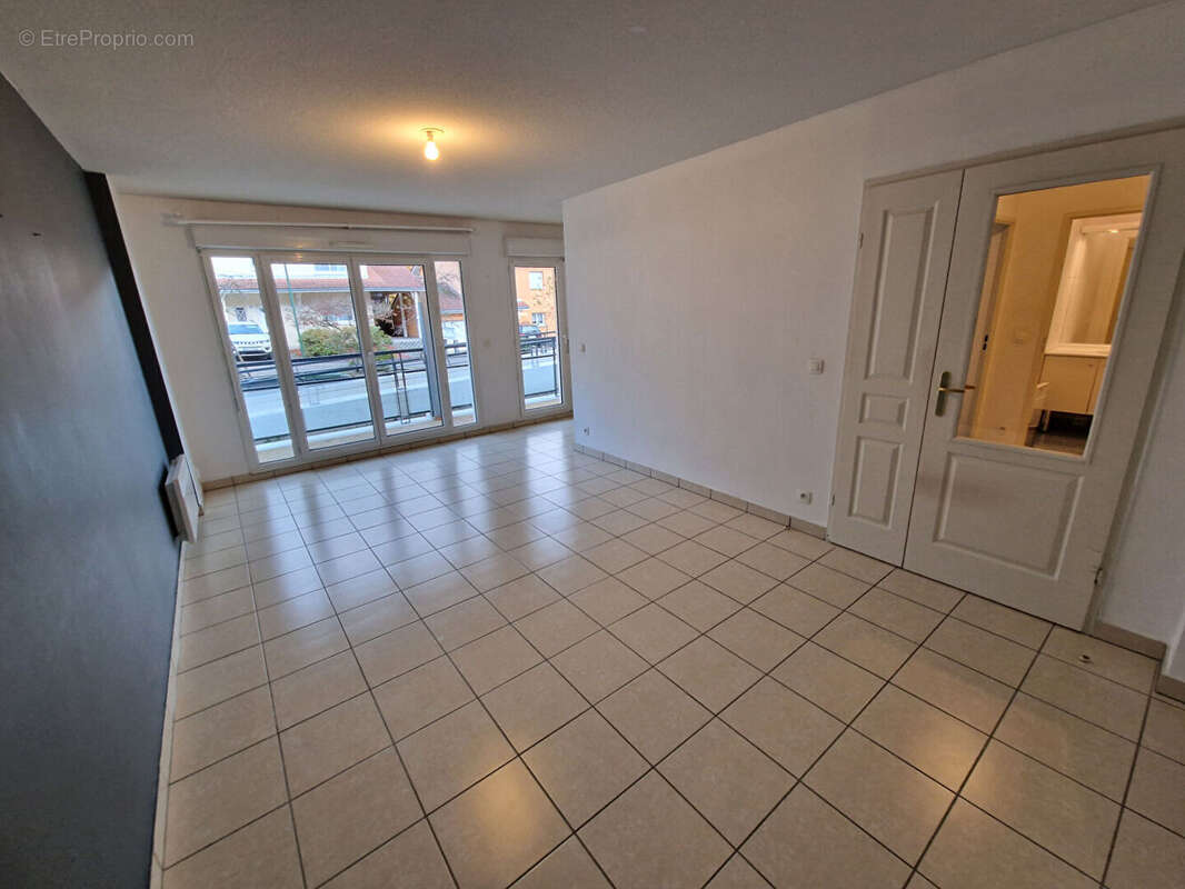 Appartement à BELLEGARDE-SUR-VALSERINE