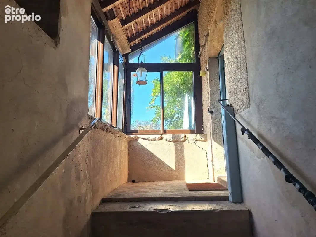 Maison en pierre de 3 chambres avec grand jardin et dépendances - photo 12