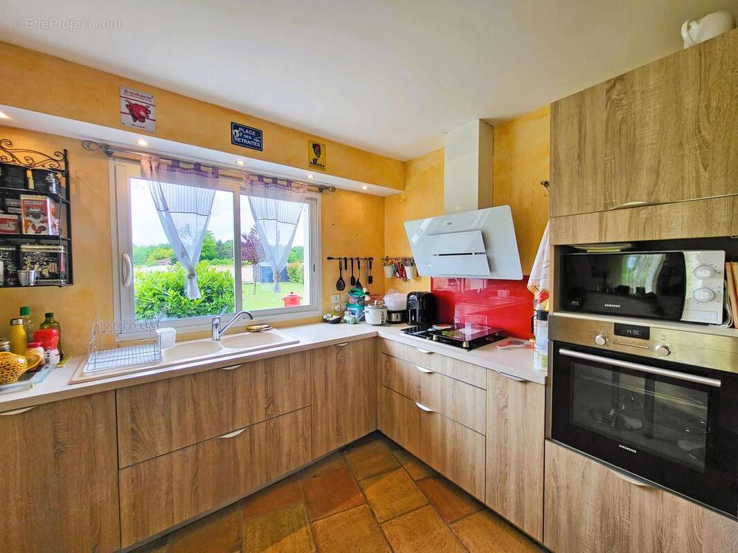 Une maison moderne de 3 chambres, économe en énergie, avec un grand jardin, à proximité de Jarnac - photo 6