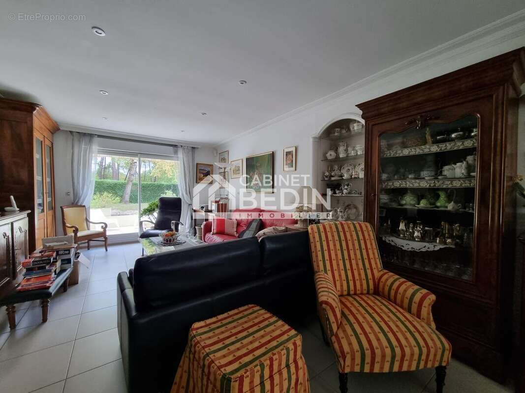 Maison à LE HAILLAN