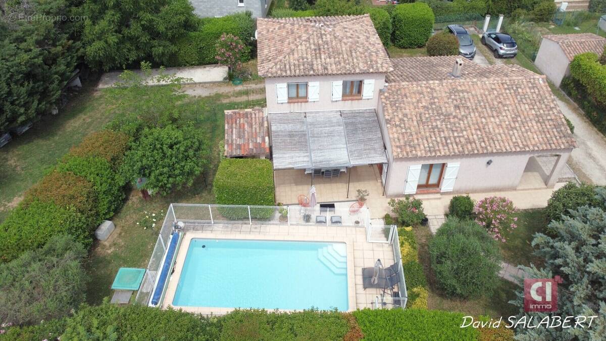 Maison à LE VAL