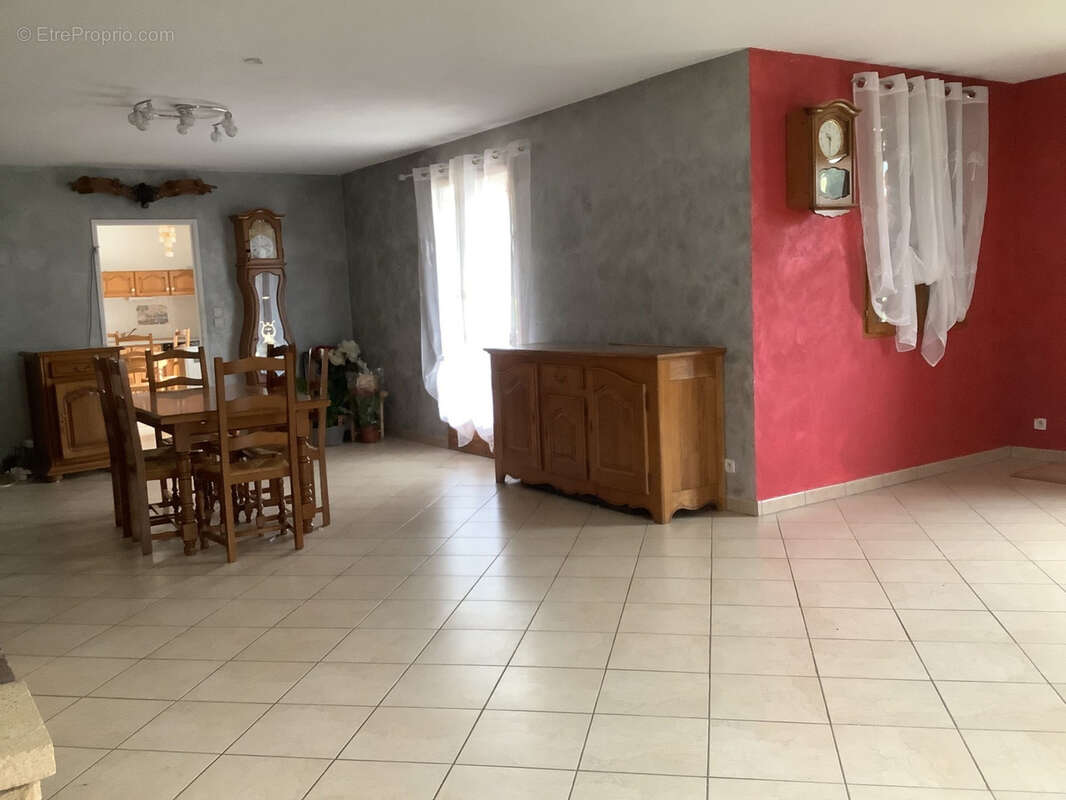 Maison à BOURG-ARGENTAL