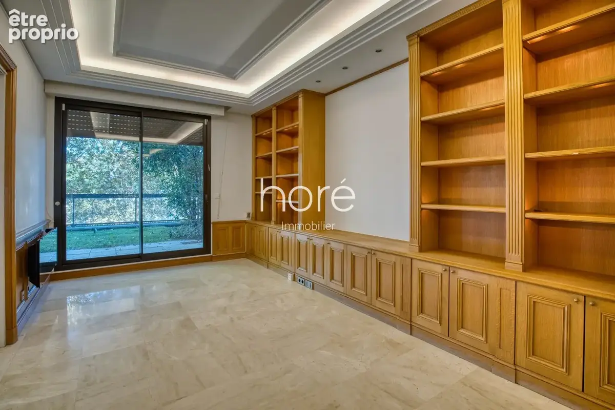 Appartement 8 pièces 232 m² à vendre à Neuilly-Sur-Seine (92200) - photo 9