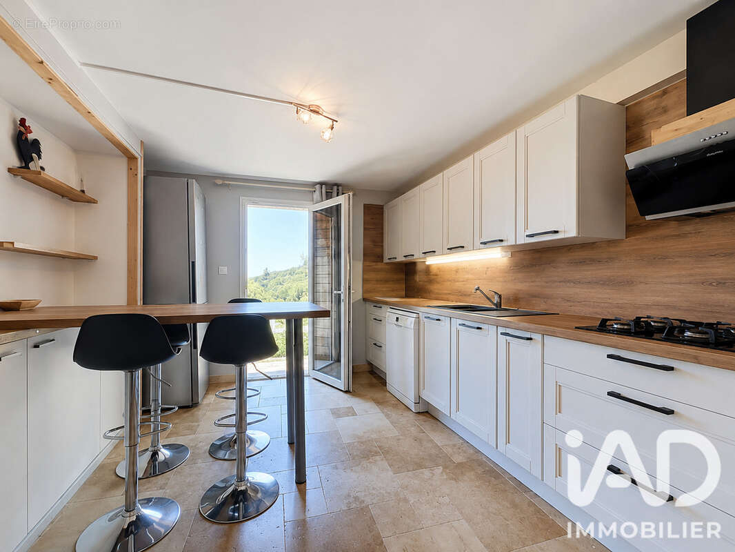 Maison 121 m² à Villardebelle  - photo 3