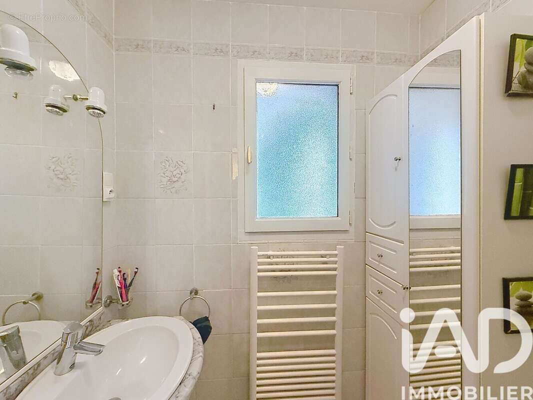 Photo 8 - Maison à SAINT-MEEN-LE-GRAND