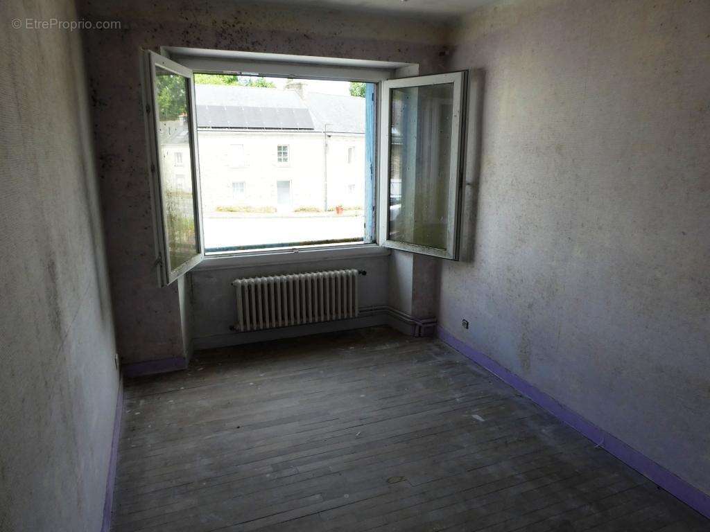 Maison à LOCMALO