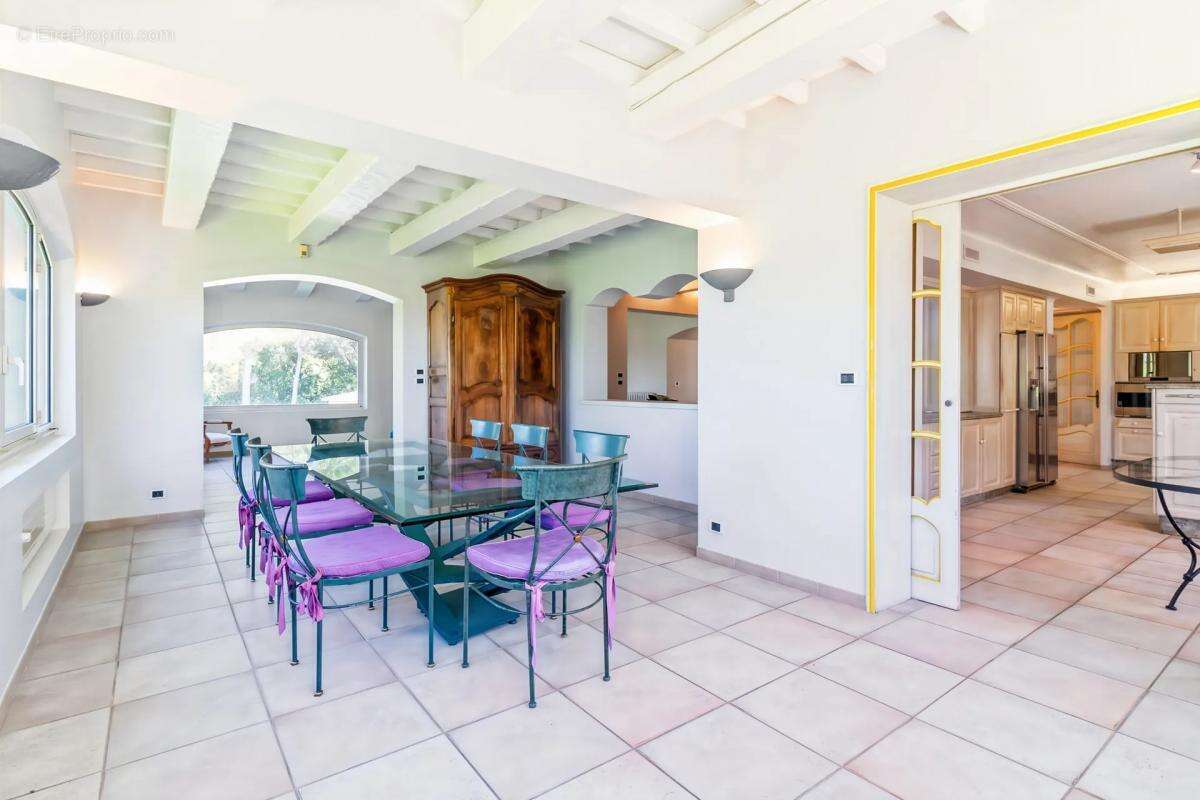 Maison à BOUC-BEL-AIR