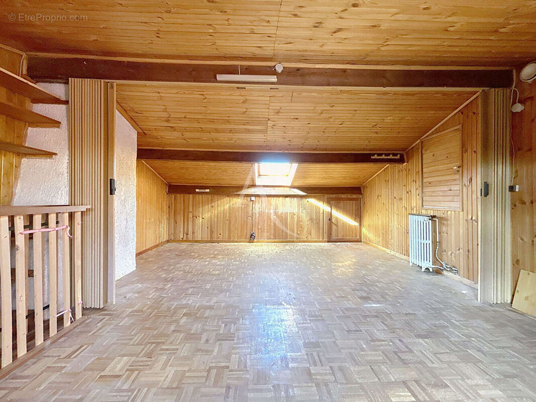 Maison à CASTELGINEST