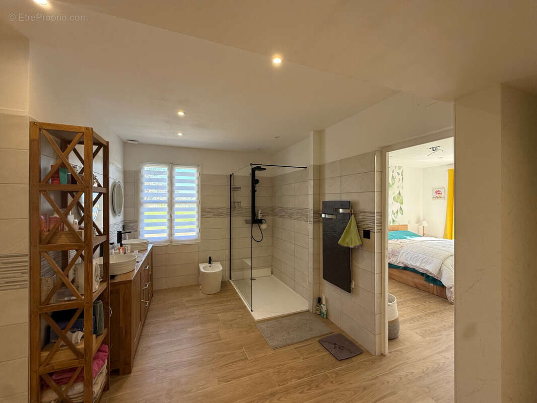 Maison à MONTIPOURET