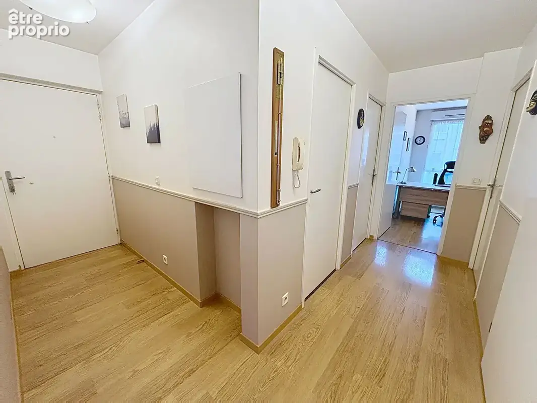 Appartement 4 Pièces - 91m² - 1 BOX - VILLEJUIF (94800) - photo 7