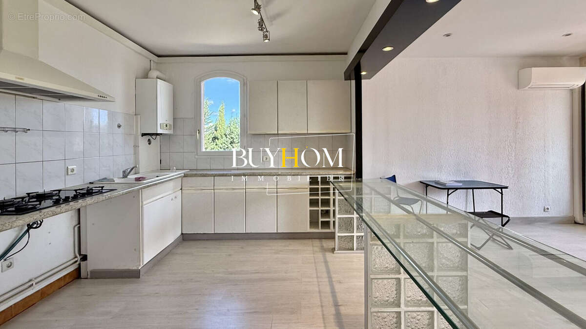 Appartement à LE PONTET