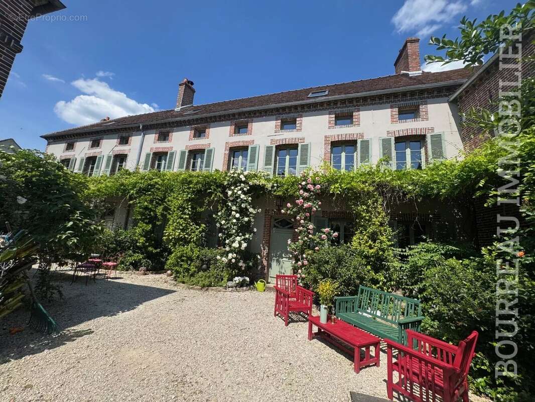 Maison à CEZY