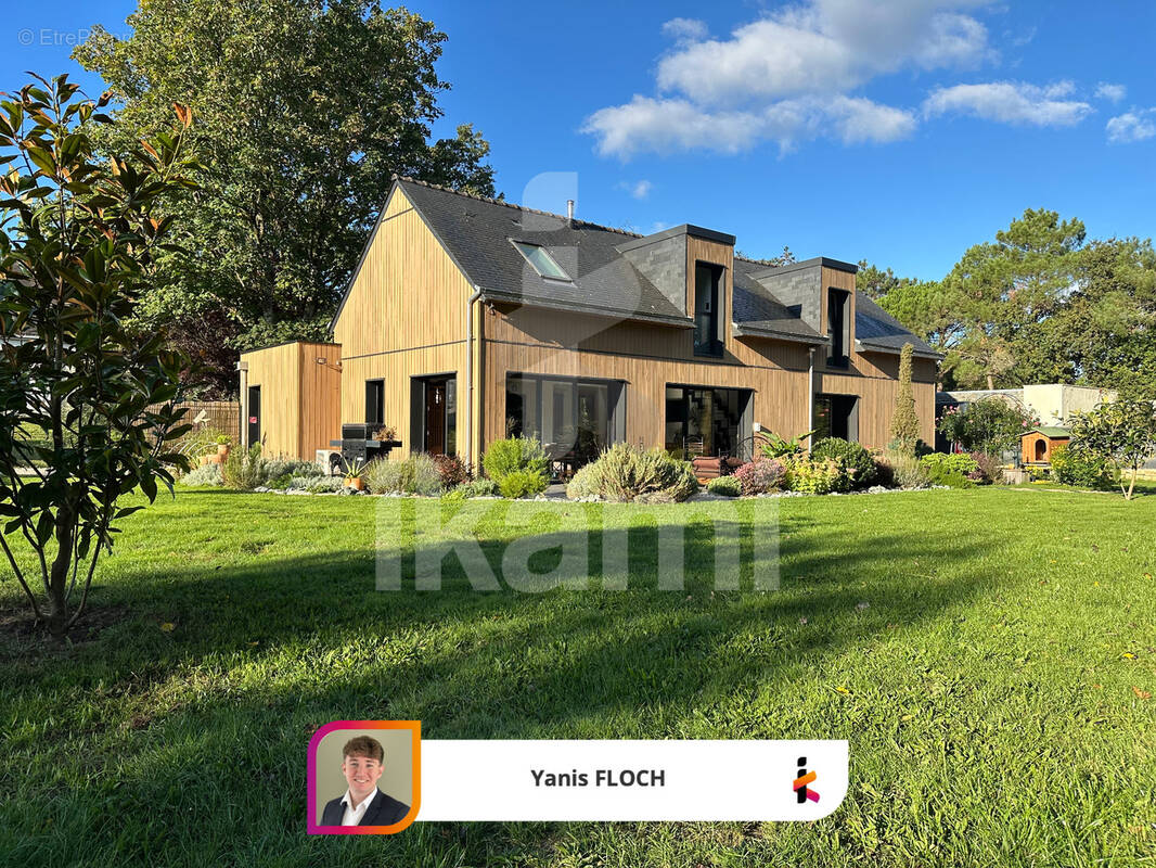 Maison à SAINT-ARMEL