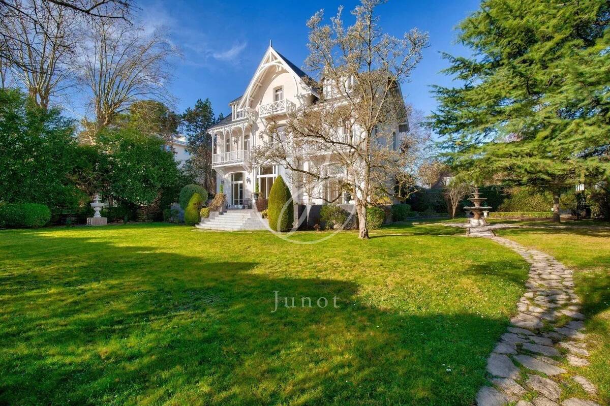 Maison à CROISSY-SUR-SEINE