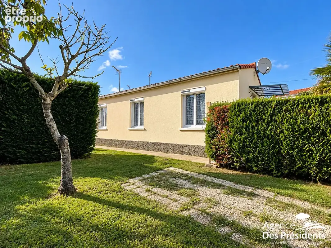 Photo Maison à Les Sables-D'olonne au prix de 288 300€