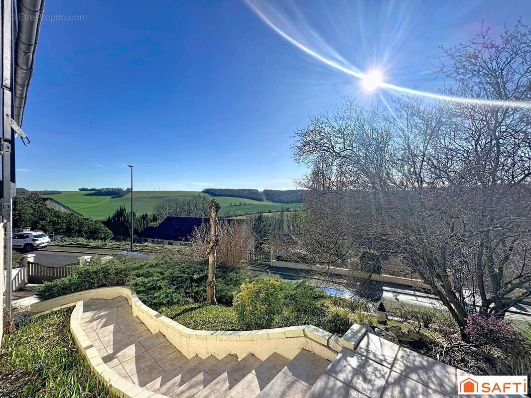 Photo 2 - Maison à PARON