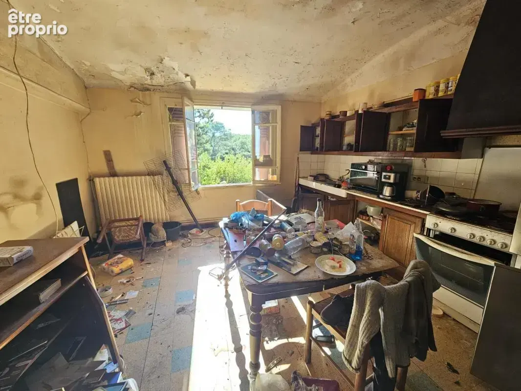 À Vendre - A Nîmes mas à rénover de 500 m² + 5ha de terres agricoles - photo 9