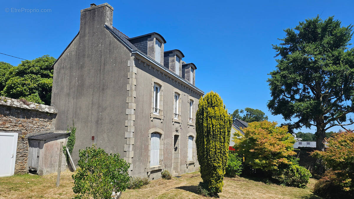 Maison à QUIMPER