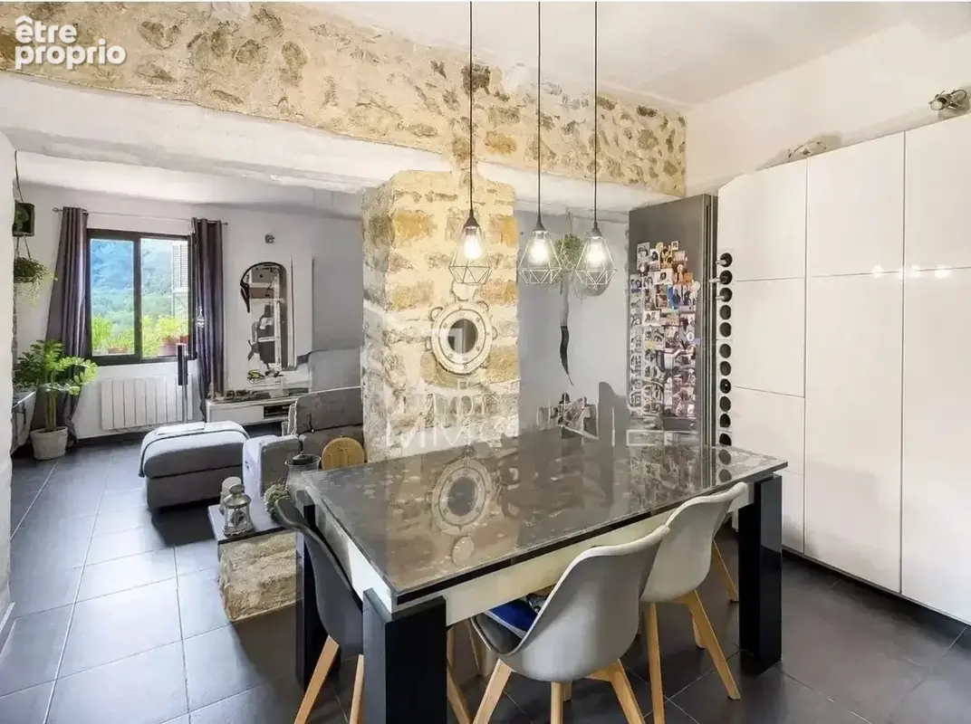 Maison à PEILLON