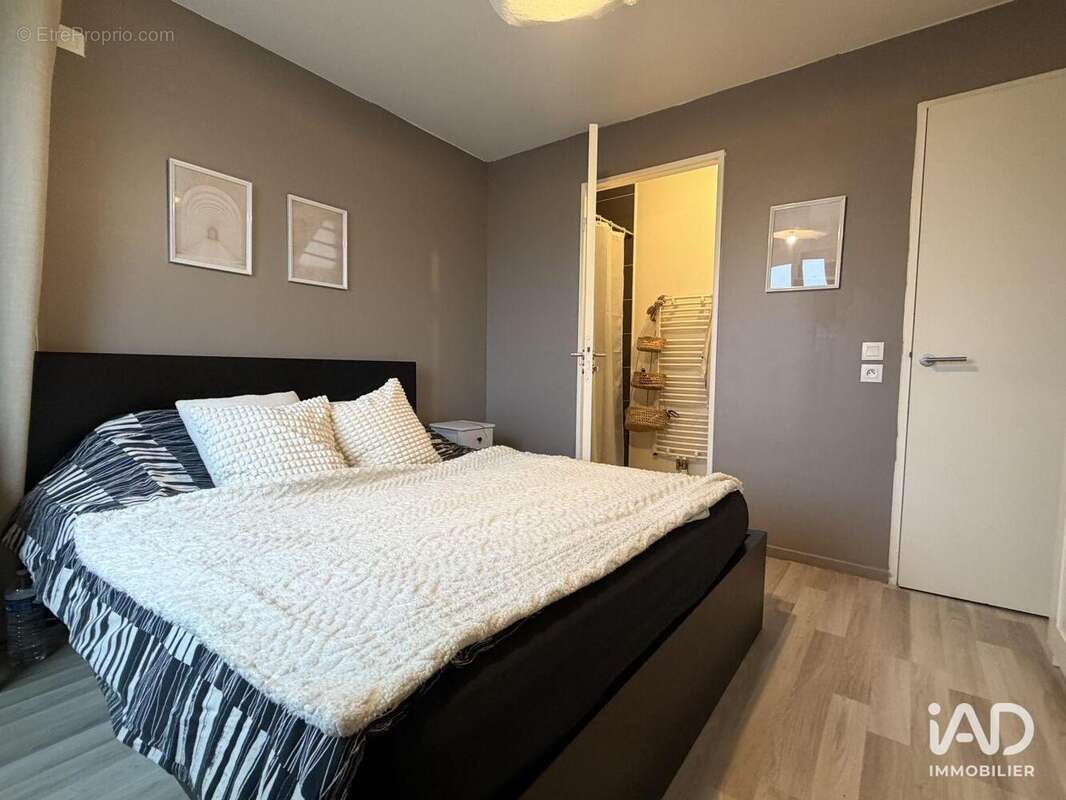 Photo 9 - Appartement à CERGY