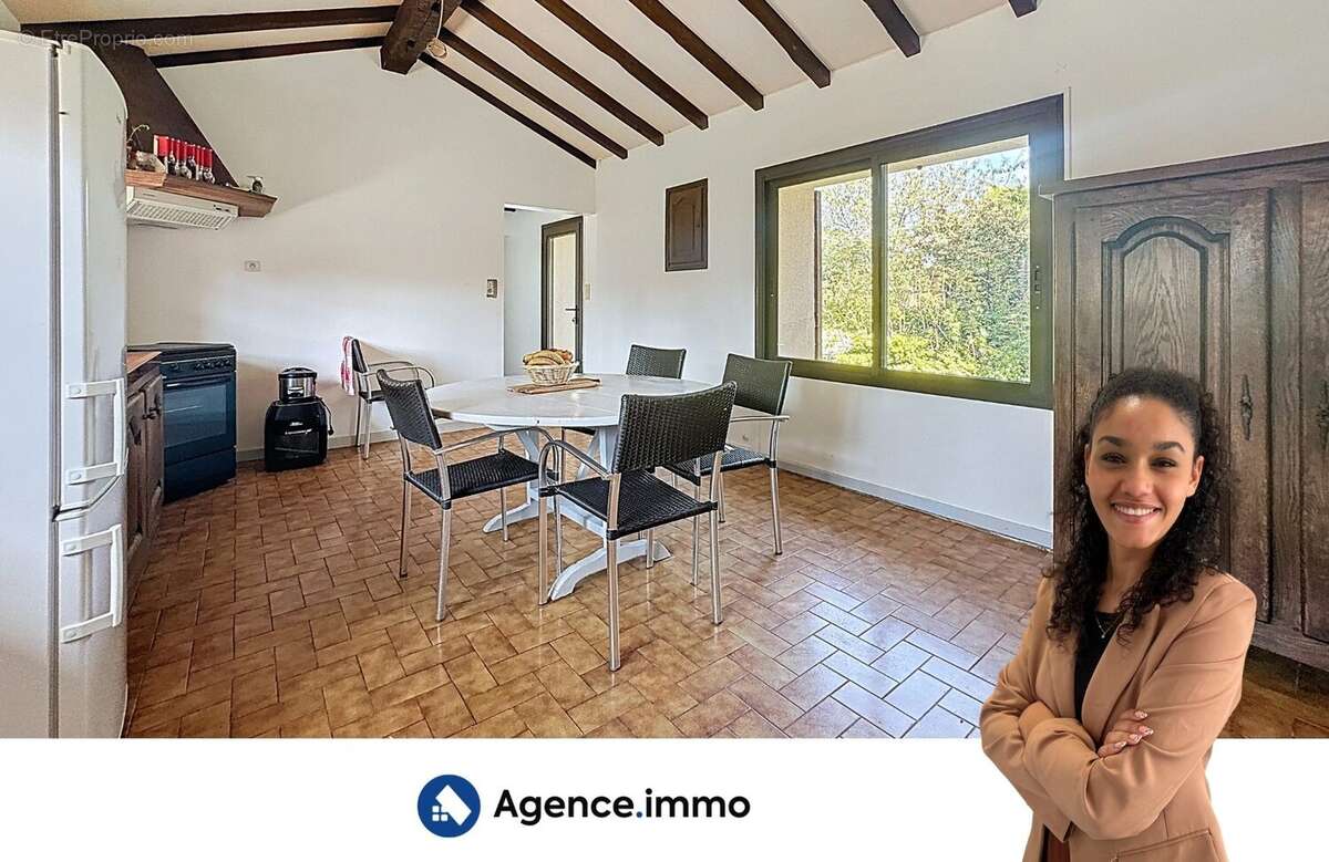 Maison à SAINT-CIERS-SUR-GIRONDE