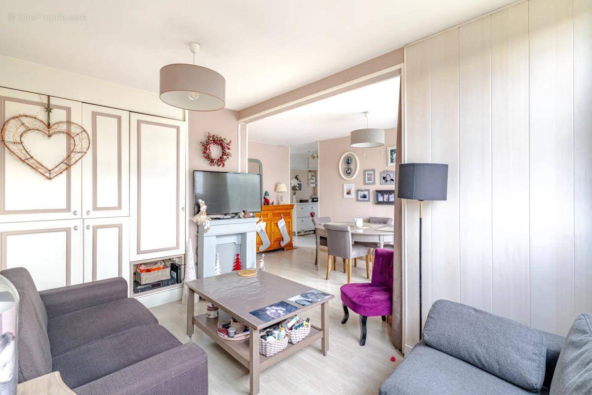 Appartement à SAVIGNY-SUR-ORGE