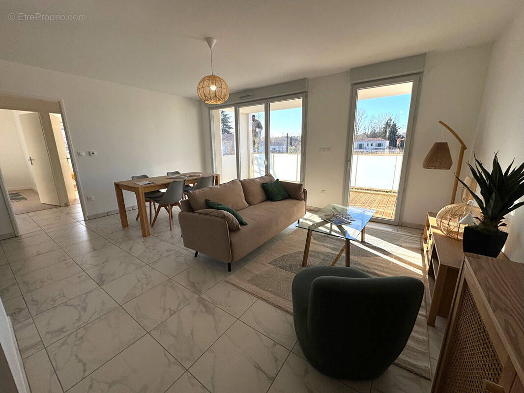 Appartement à AUZEVILLE-TOLOSANE