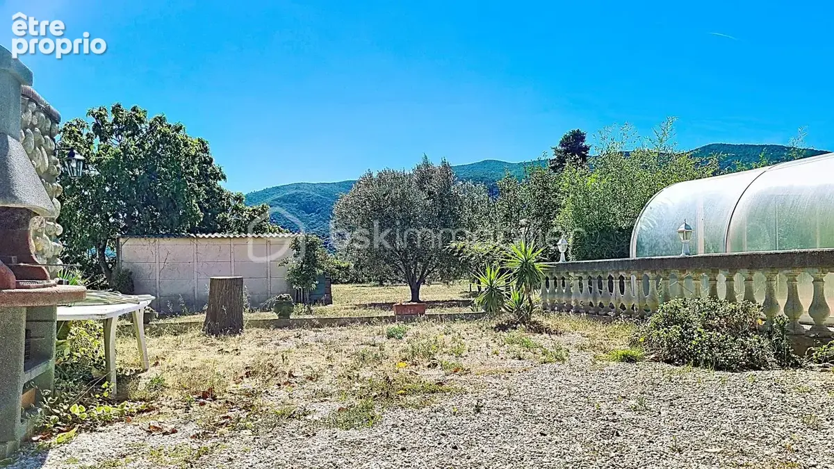 Maison 4 faces avec vue sur le Canigou – 1760 m² de terrain, piscine, garage, dépendance, panneaux solaires - photo 20