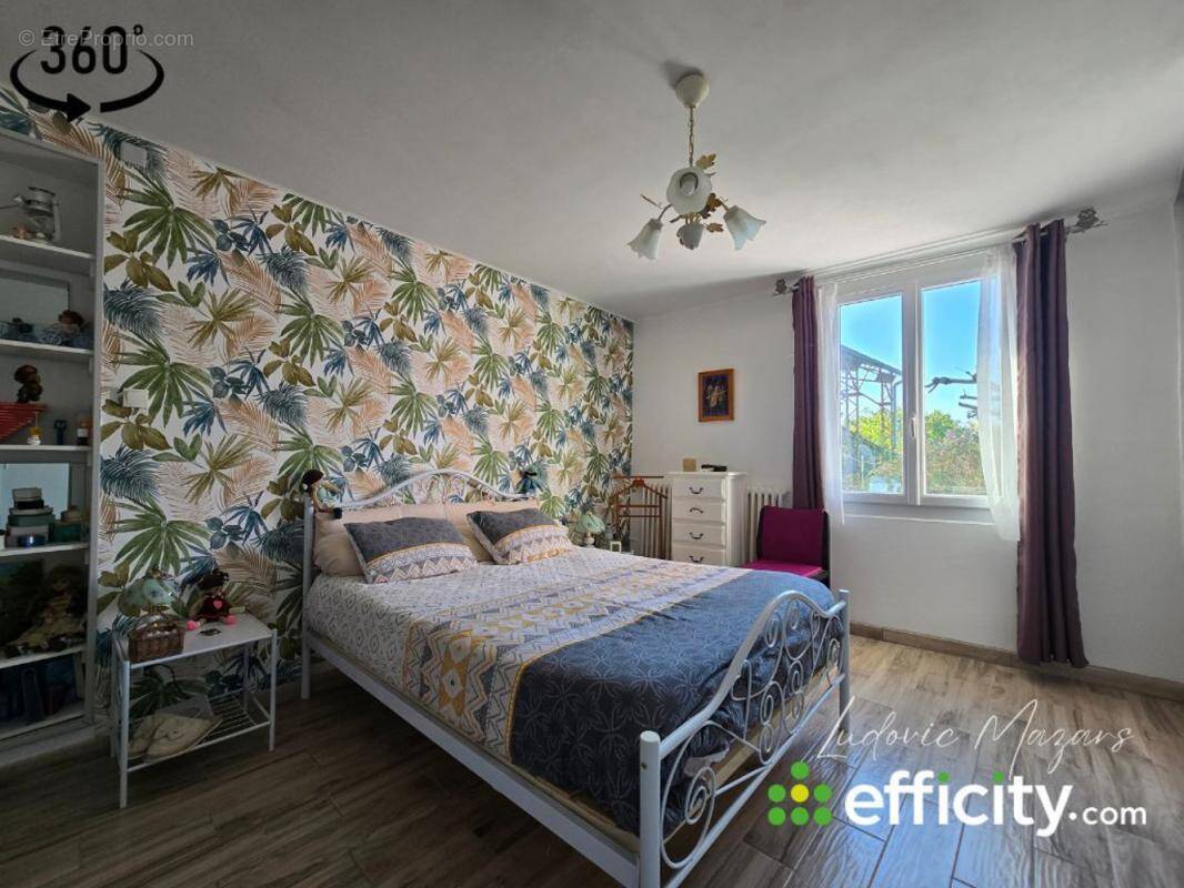 Maison à CASTELSARRASIN