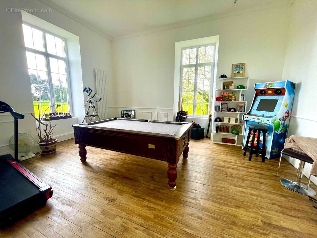 Maison à HENANBIHEN