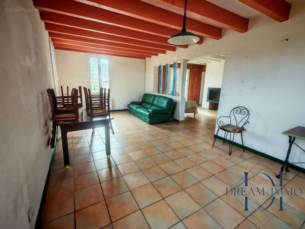 Maison à SAINT-GEOURS-DE-MAREMNE